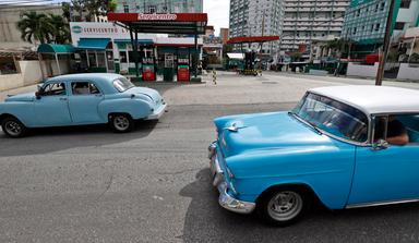 Cuba apre ai privati i settori del petrolio, del gas e farmaceutico