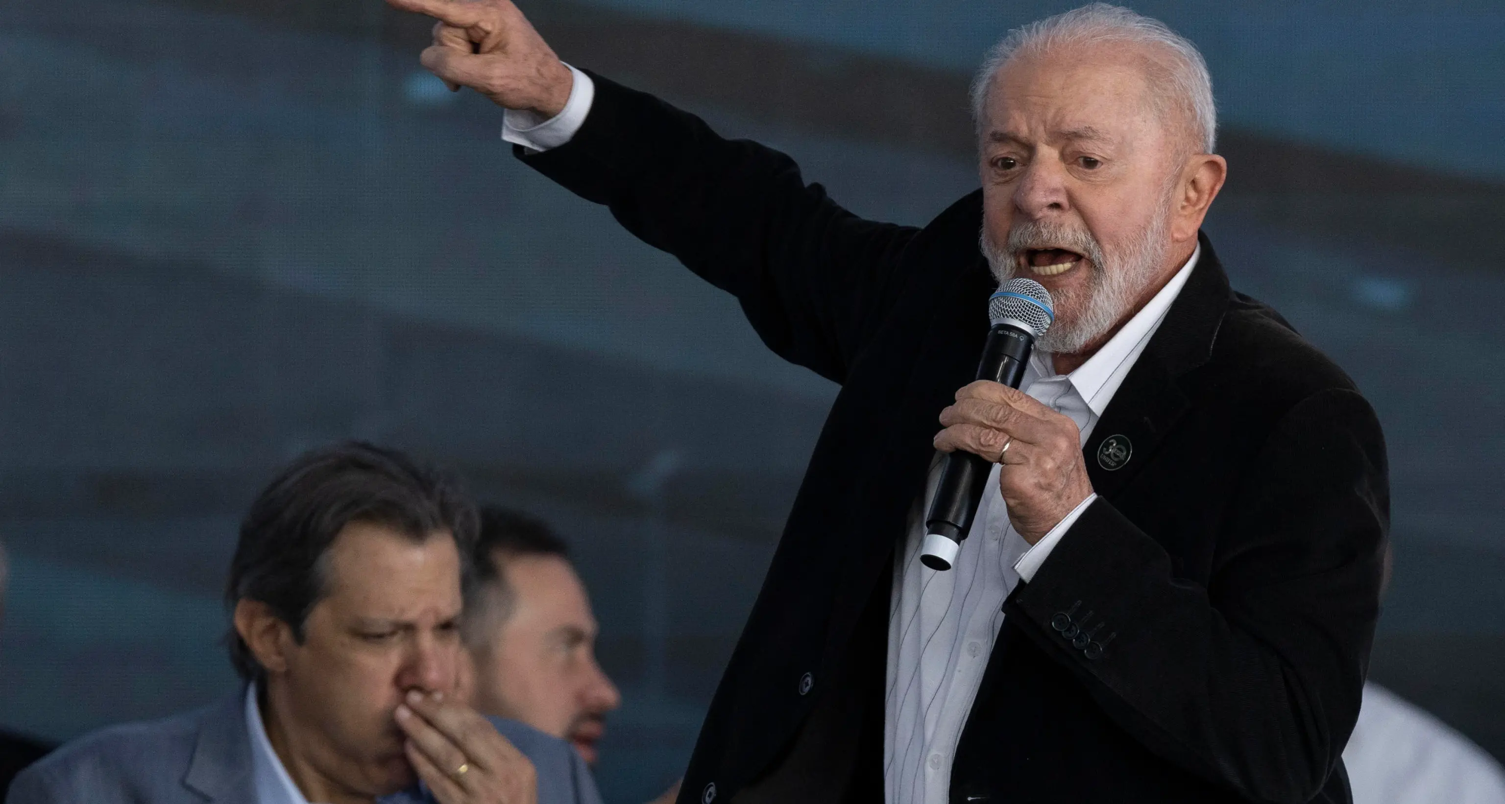Francia, Lula brinda: dimostrata grandezza e maturità