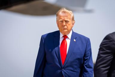 Trump, 'ritiro l'attacco sull'Iran su richiesta di Teheran e altri Paesi'