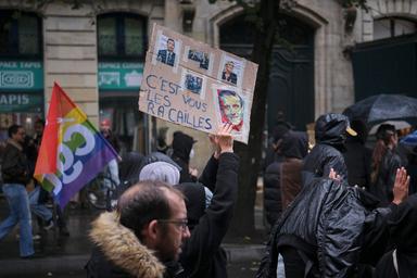 Sindacati, '800.000 in piazza in Francia, 250.000 a Parigi'