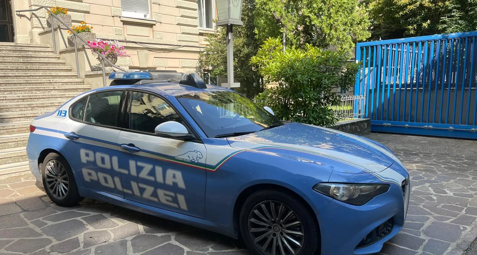 Anziano pestato in casa da un 40enne che ospitava: arrestato l’aggressore