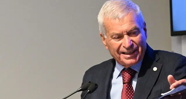 Pil: Confcommercio, rischio recessione 'mite' a fine anno