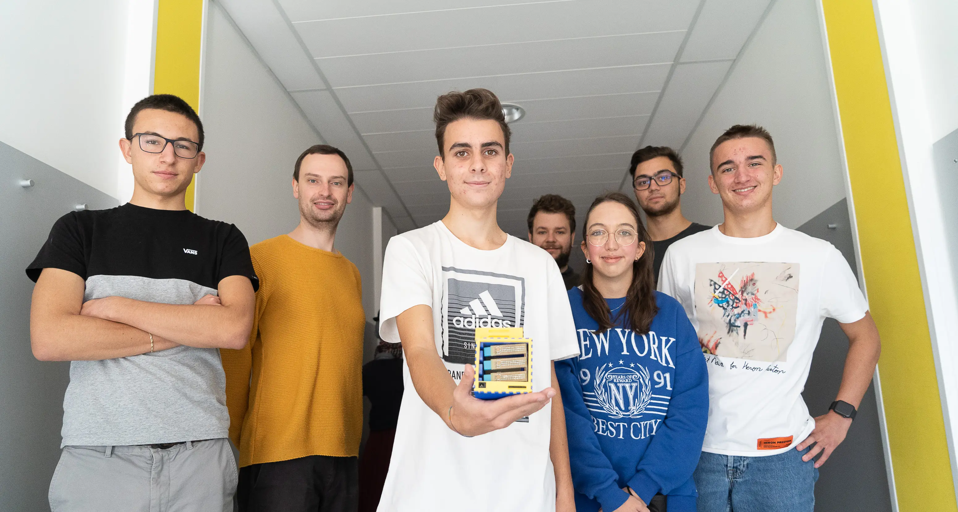 I ragazzi del Rainerum vincono “Zero Robotics” con un progetto spaziale