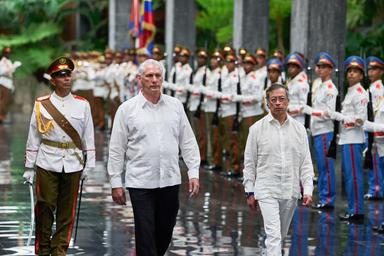 Petro chiede agli Usa di non invadere Cuba, 'è l'ora del dialogo'
