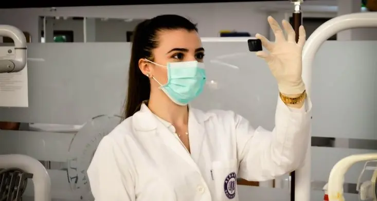 Sanità: in Alto Adige entro il 2023 mancheranno 400 specialisti