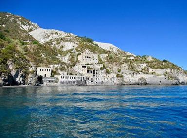 Federalberghi, scattato rincaro 18% per collegamenti isole Sicilia