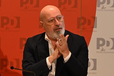 Bonaccini, ora un programma alternativo della coalizione da firmare col sangue