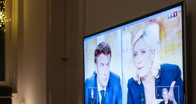 Francia, sondaggio: Macron batte Le Pen nel duello tv