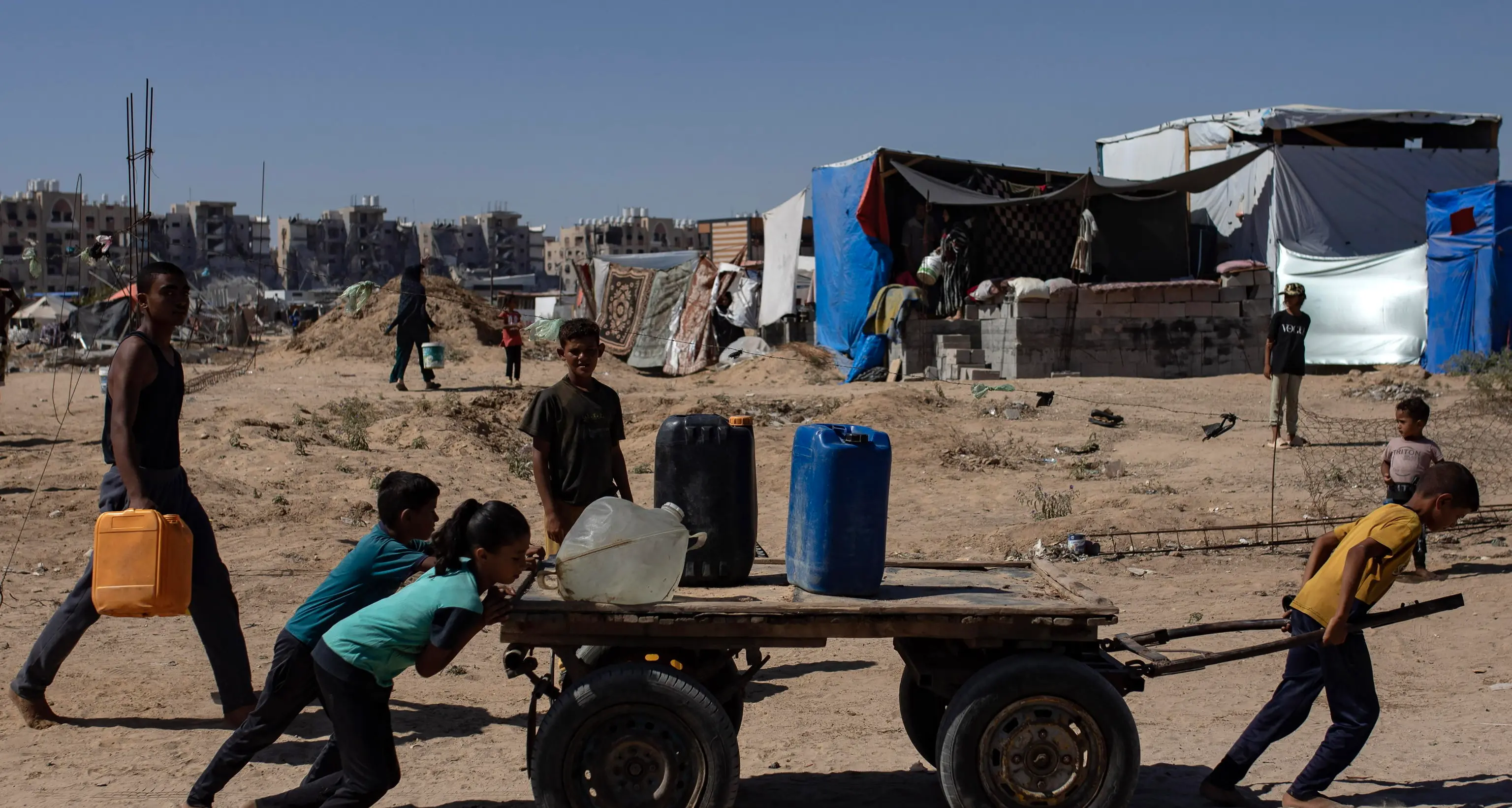 Gaza, Hamas: oltre 16mila minori morti dall'inizio della guerra