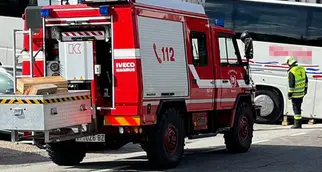 Furgone contro due macchine: tre feriti e traffico nel caos in val Badia