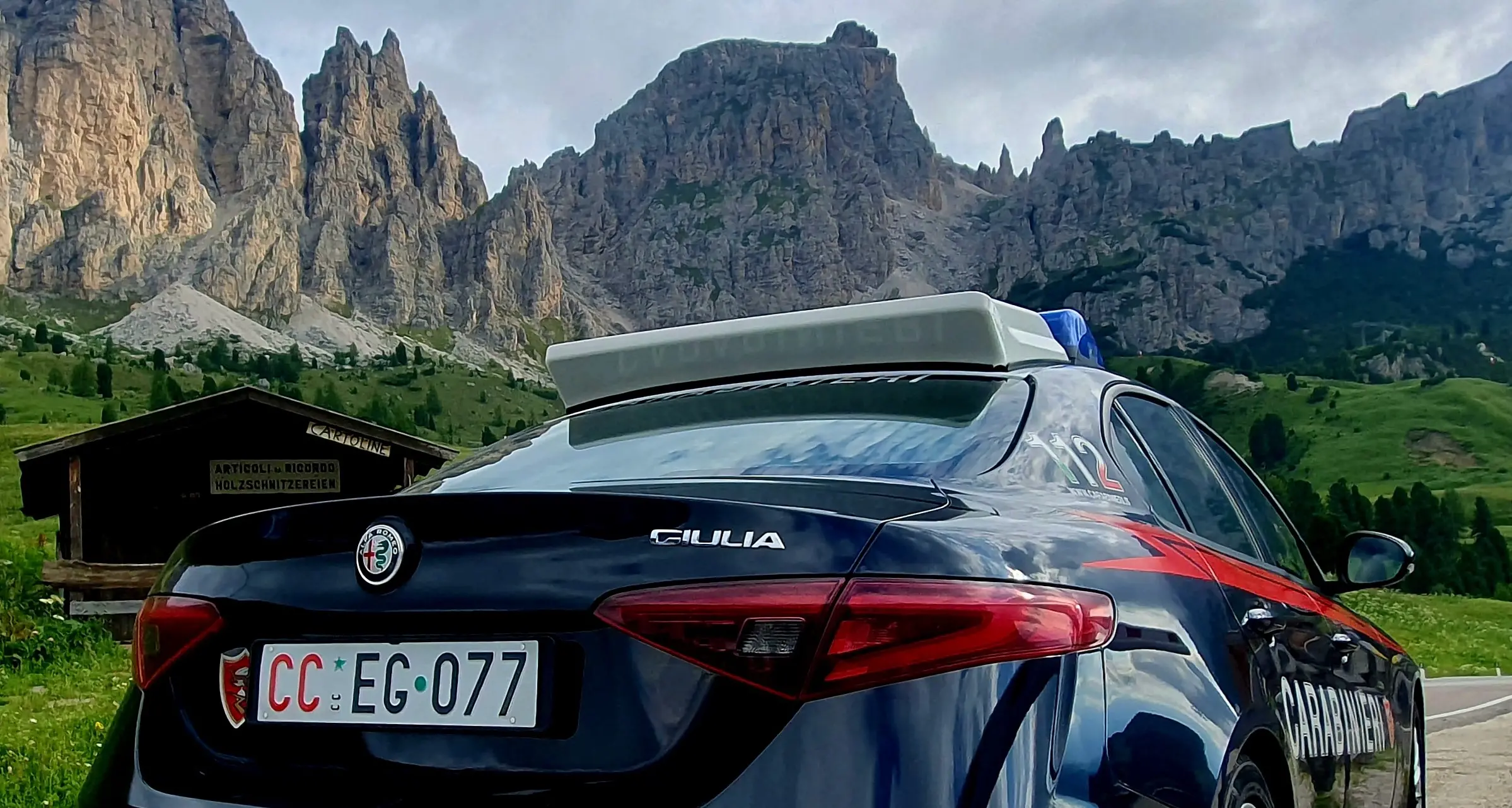 Neopatentato ubriaco guida contromano e non si ferma all’alt dei carabinieri