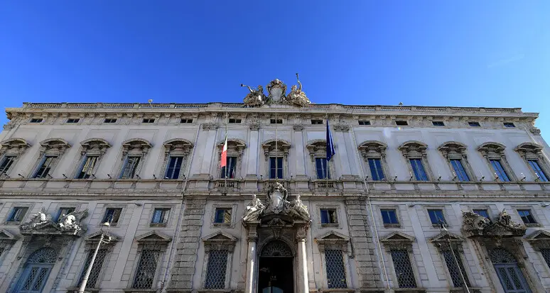 Droga, dalla Consulta: ok messa alla prova per spaccio di lieve entità
