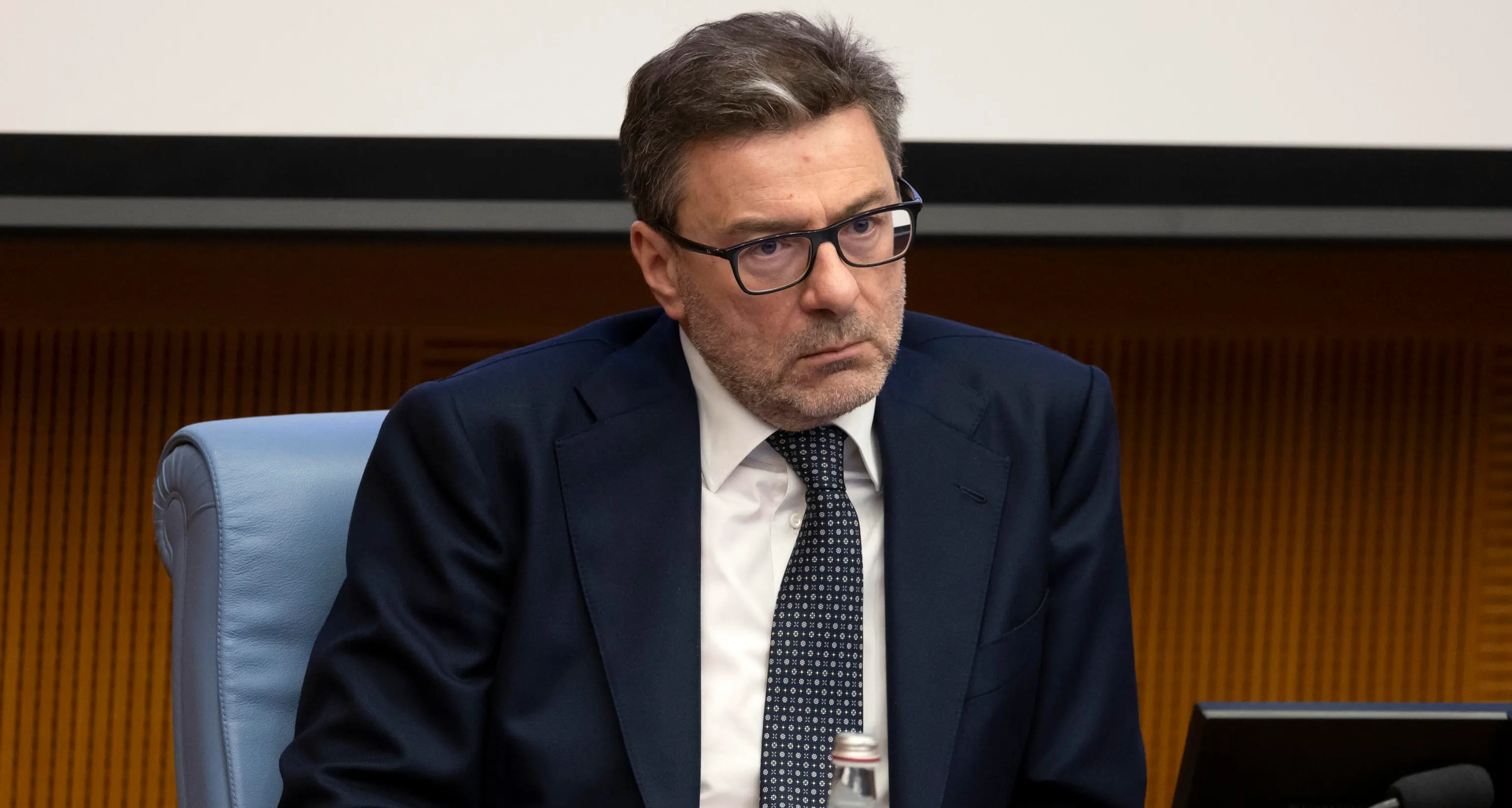 Giorgetti: 'C'è discreta vitalità, rafforzare crescita'