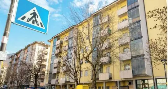 67 mila posti di lavoro e poche case «Così la città muore»
