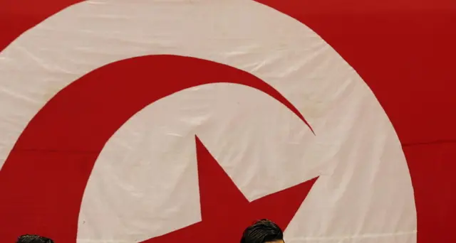 Tunisia: bassa affluenza voto, opposizioni delegittimano Saied