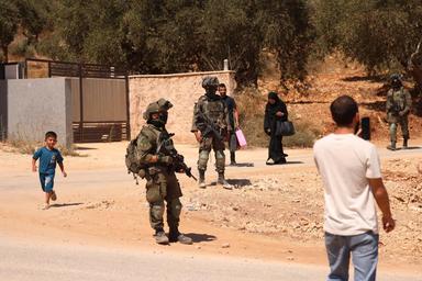 Cinque italiani nel villaggio palestinese assediato dai coloni israeliani