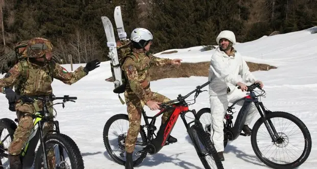 Dopo i muli, per gli Alpini ora spunta l'e-bike