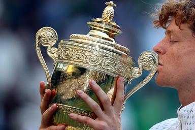 Sinner festeggia 25 anni,gli auguri della Federtennis 'Italia ti ama ed è pazza di te'