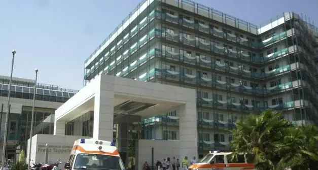 Corruzione all'ospedale di Merano, otto patteggiamenti