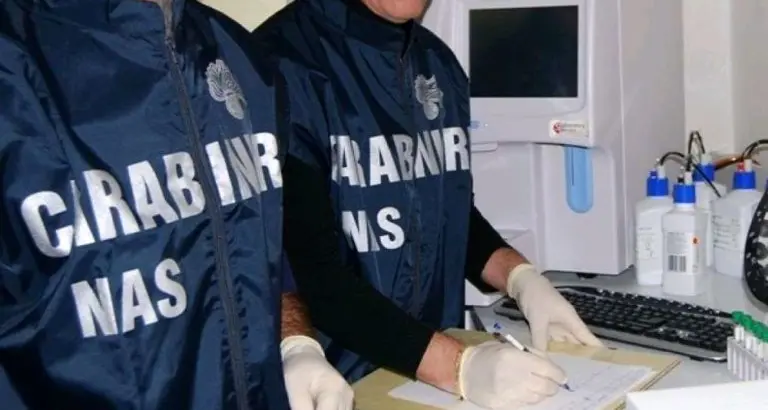Al lavoro in una Rsa anche se sospesa perché non vax: infermiera multata nel Burgraviato