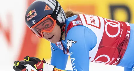 Sofia Goggia tenta l'impresa, già al lavoro per le Olimpiadi dopo l’infortunio a Cortina