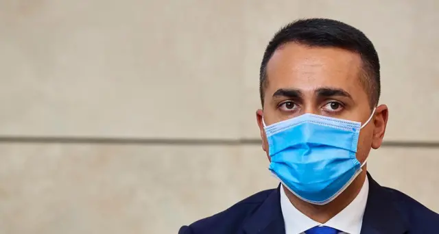 Vax Day: Di Maio, è ultimo miglio, presto vedremo l'arrivo