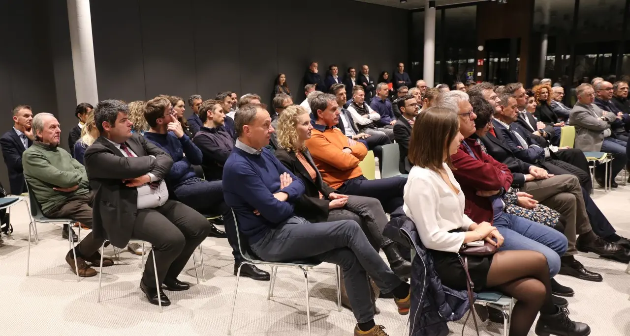 La Camera di commercio di Bolzano: «Investire sulla formazione dei giovani»