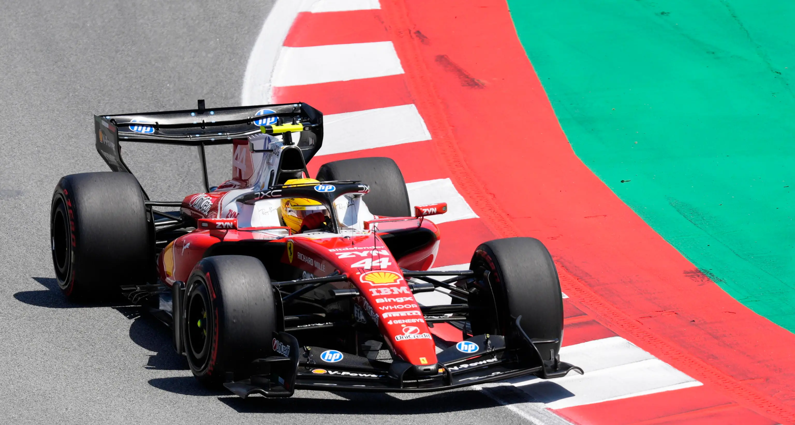Gp Barcellona: trionfa Hamilton, prima vittoria con la Ferrari