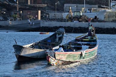 Almeno 5 migranti morti su barcone alle Canarie alla deriva per 27 giorni