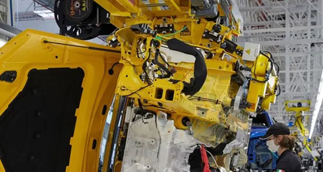 Ue-19: giù prezzi produzione industria, in Italia in rialzo