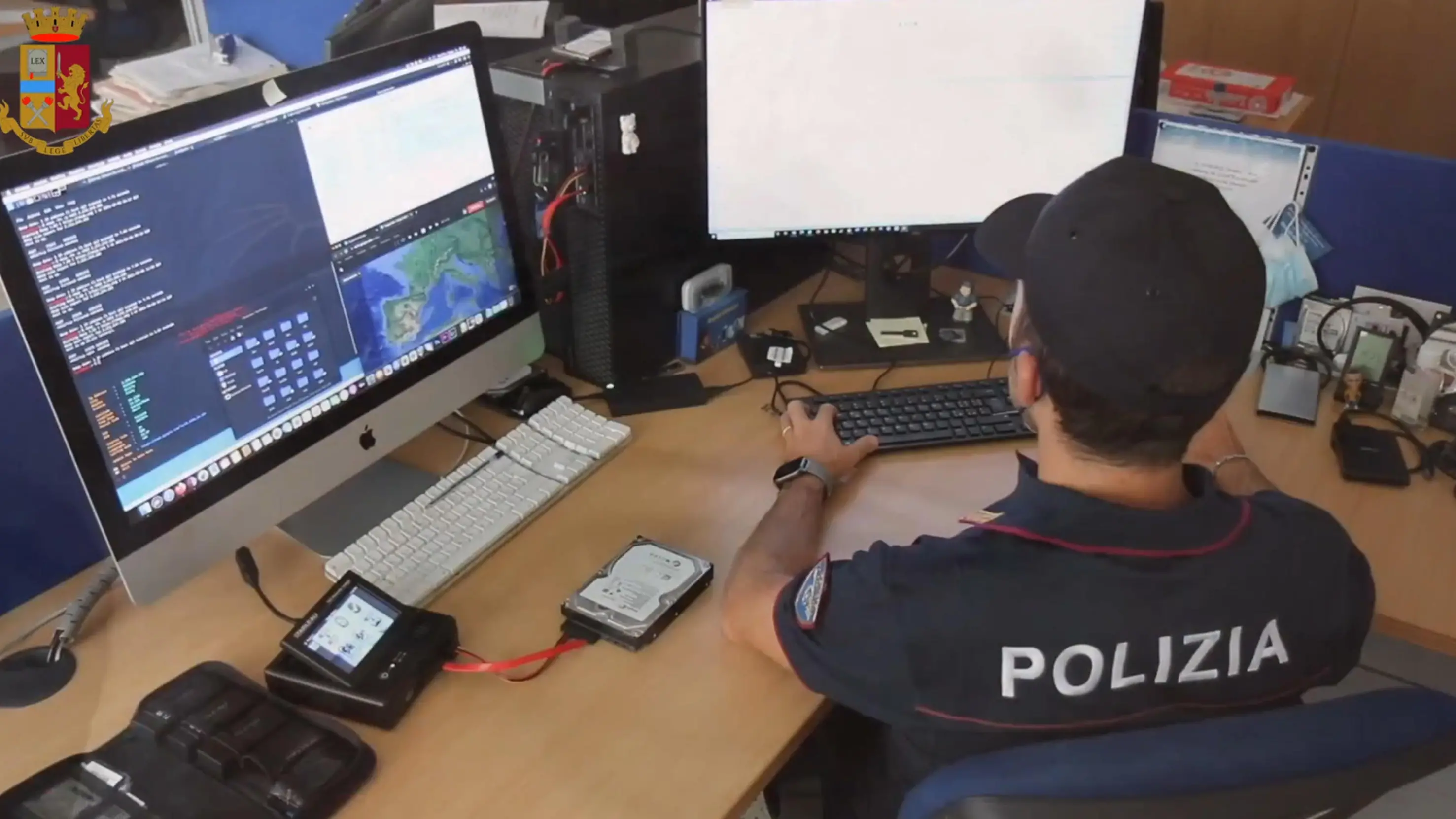POLIZIA