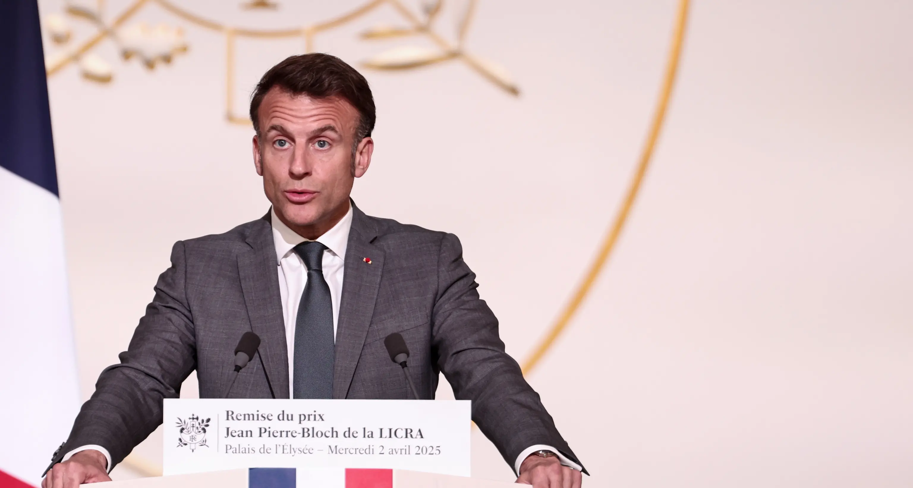 Dazi: Macron, 'pausa fragile, dobbiamo proteggerci'