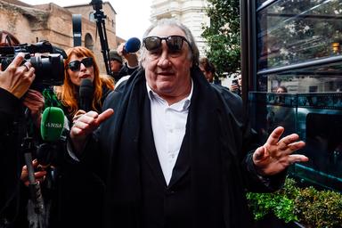Accuse di stupro in Francia, Depardieu contesta in appello il suo rinvio a giudizio