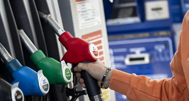 Caro carburante: pm Roma indaga per manovre speculative