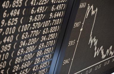 Borsa: Europa chiude in calo, Parigi +0,39%