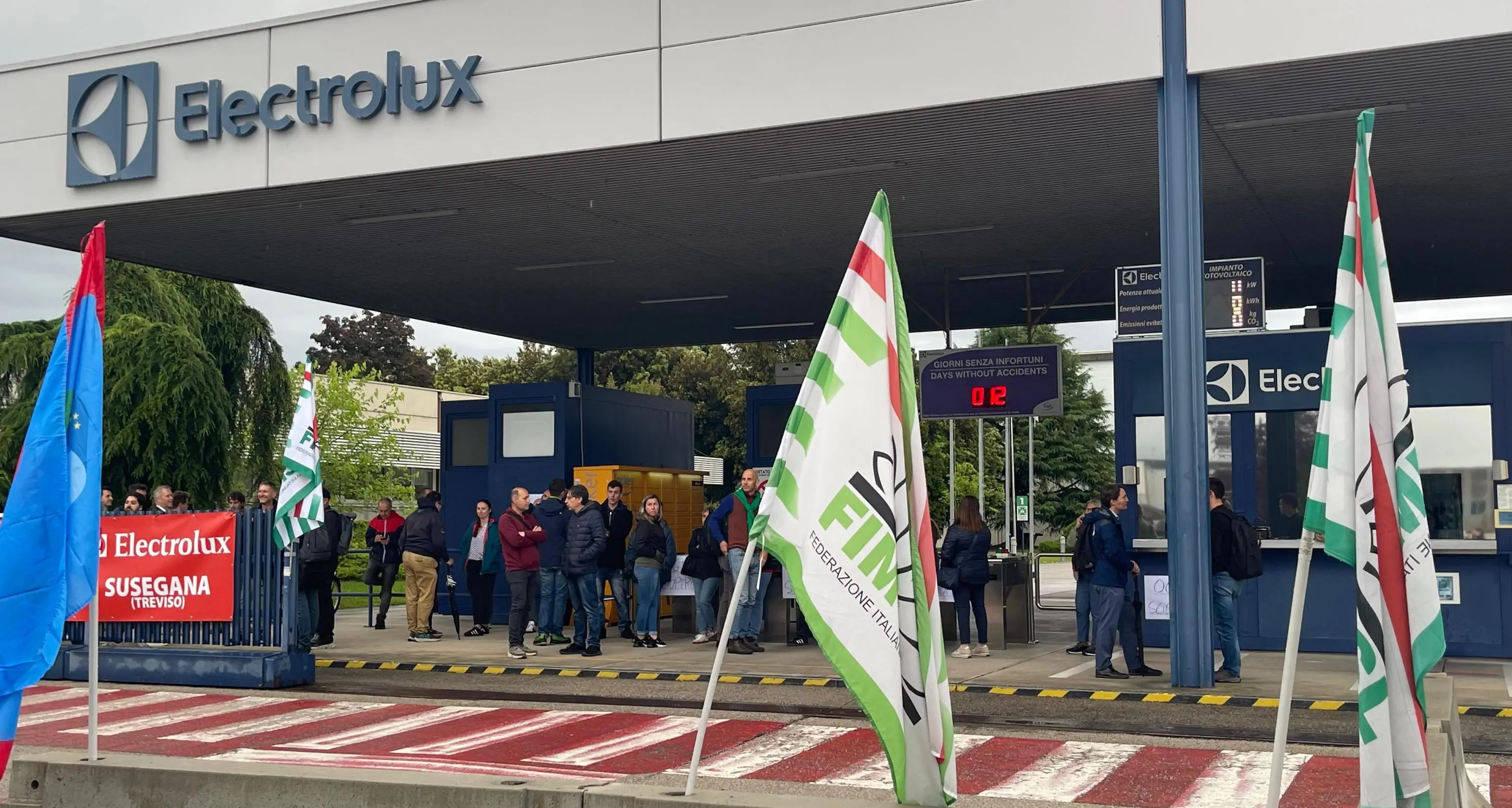 Electrolux: sindacati, il 25 maggio sciopero di gruppo con presidio al Ministero