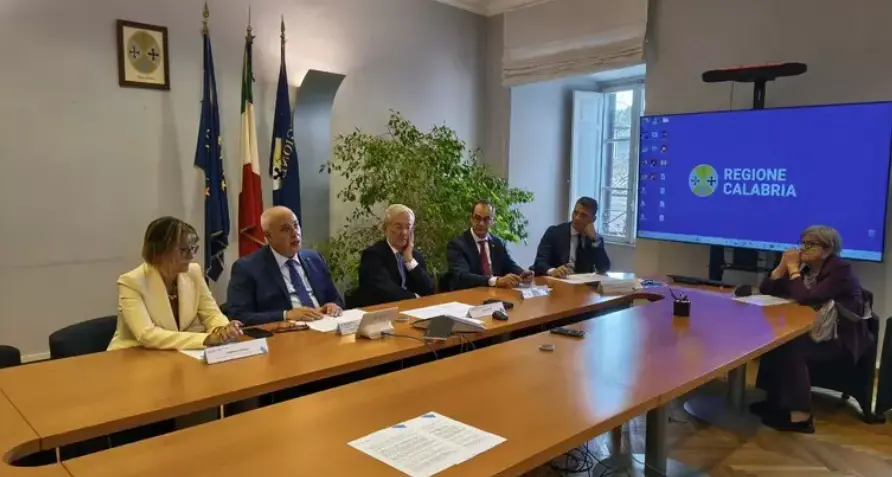 Sui treni Frecciarossa al via la campagna “Cosenza-Bolzano Food Express”