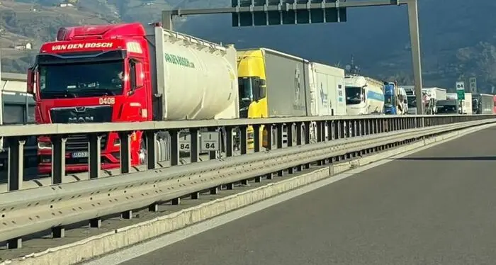 Chiusura dell’autostrada del Brennero, Confindustria: “Si privilegi il dialogo, no ai blocchi”