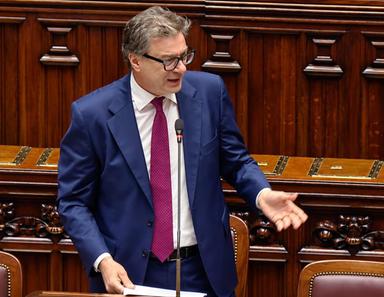 Giorgetti, 'il prelievo sulle banche sarà sostenibile, non morirà nessuno'
