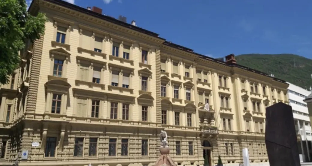 Acciaierie, la Giunta: “Nella seconda metà di gennaio disponibili a un confronto costruttivo sui possibili scenari”