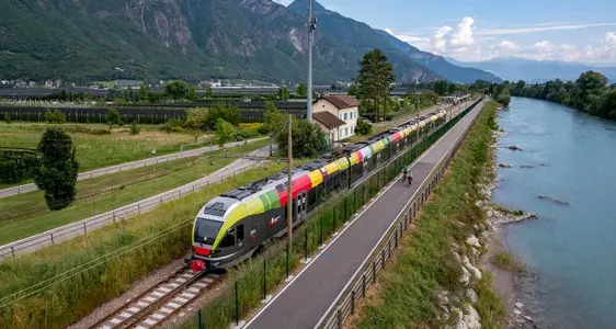 Treni, dal 15 giugno chiude per lavori la linea ferroviaria Bolzano-Merano