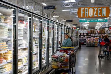 Frenano a sorpresa le vendite al dettaglio negli Usa, -0,6% a luglio