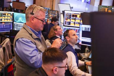 Wall Street apre in rialzo, Dj +0,46%, Nasdaq +0,91%