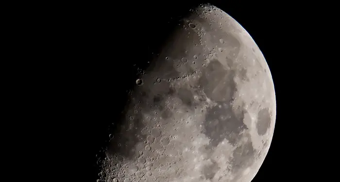 Dalla scienza spaziale l'appello per difendere la Luna