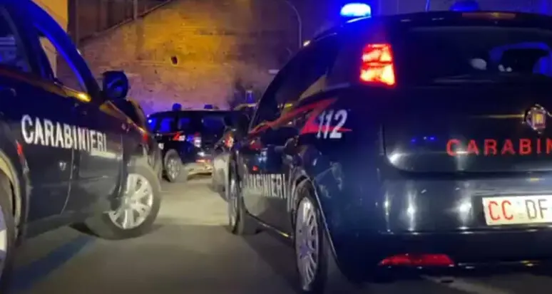 Dall'Albania a Brunico per accoltellare il rivale: condannato a 5 anni per tentato omicidio