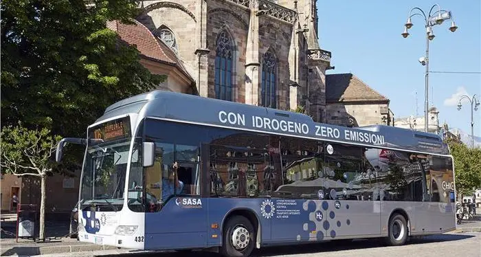 Sciopero autobus: domani, giovedì 7, fermi i mezzi SASA