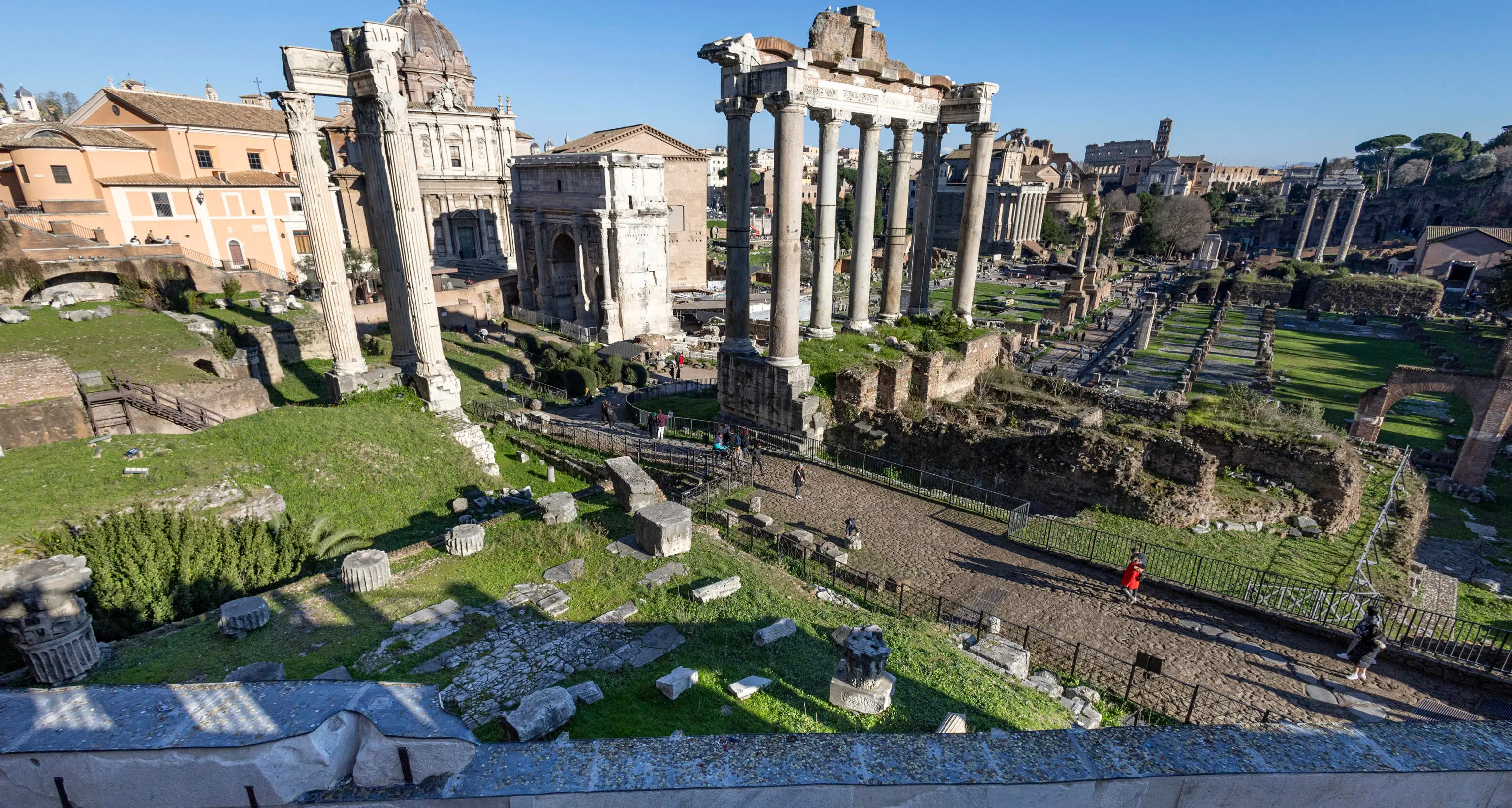 1 maggio: Assoturismo-Cst, per il Ponte prenotate 7 camere su 10