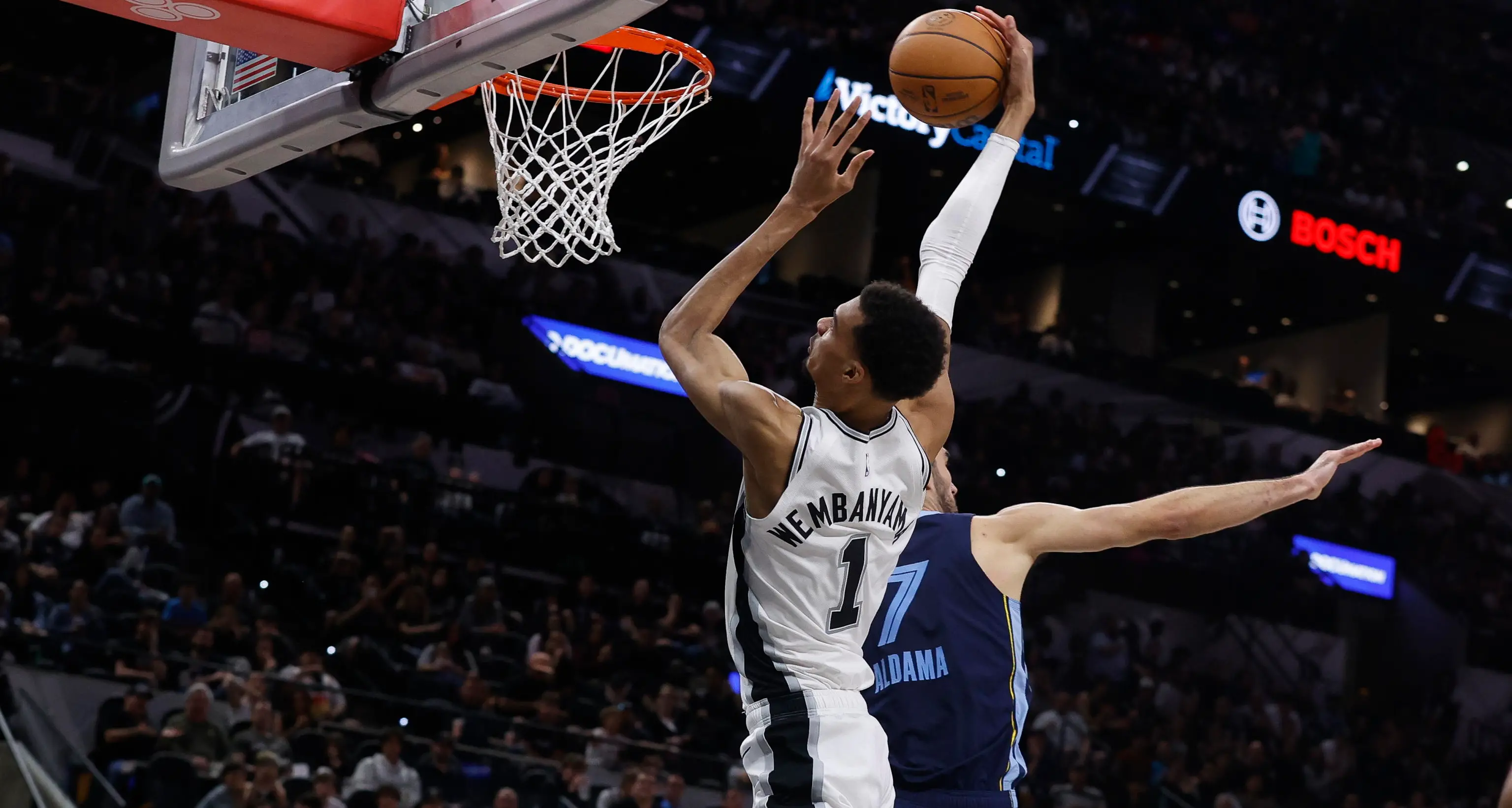 Basket: Nba, Wembanyama degli Spurs matricola dell'anno