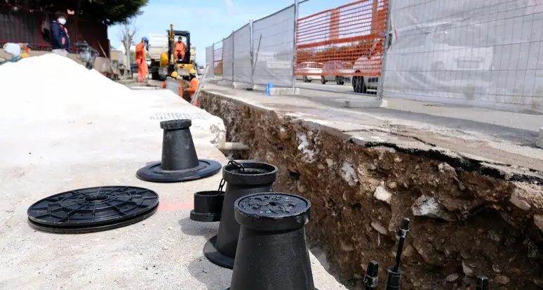 Rio Gardena: lavori in corso per sistemare il muro di sponda