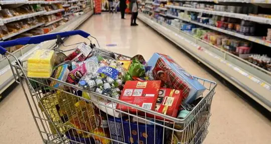 Commercio in Alto Adige, redditività buona grazie all’aumento dei prezzi. Ebner: «Tutelare i negozi locali dalle grandi piattaforme online»